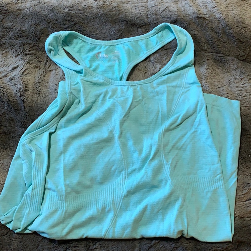 Zyia large Tank
